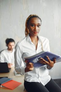 Como explicar demissão na entrevista: guia prático para responder com confiança